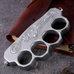Creative Pattern Knuckle Duster Self-defense Tool Window Breaking Gear - Imagen 3