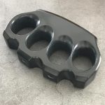 Thick Bakelite Knuckle Duster Impact Tool for Personal Safety and Window Breaking - Imagen 3