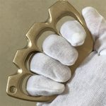 Creative Big Finger Hole Brass Knuckle Duster - Image 6