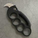 Multi-Use Self-Defense Knife with EDC Knuckle Duster Design