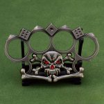Gothic Skull Dice Knuckle Duster - Image 9