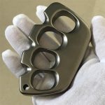 Creative Style Big Finger Hole Titanium Knuckle Duster - Image 9