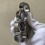 High-Shine Monarch Steel Knuckle Duster for Personal Protection - Image 13