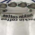 High-Shine Monarch Steel Knuckle Duster for Personal Protection - Image 9