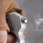 Creative Pattern Knuckle Duster Self-defense Window Breaking Gear Tool - Imagen 4