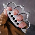 Knuckle Duster Self-defense Window Breaking Gear Tool - Image 6