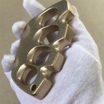 Creative Big Finger Hole Brass Knuckle Duster - Image 8