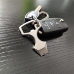 Handheld Crowbar-Style Bottle Opener and Emergency Glass Breaking Tool – Bild 11