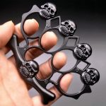 Reliable Metal Brass Knuckle Duster Four Finger Protection Gear - immagine 9