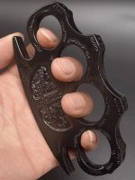 Solid Grip Brass Knuckle Duster for Outdoor Protection - Image 9