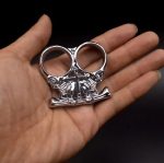 Chaos Brass Knuckles Duster Two-Finger Design for Personal Protection and EDC – Bild 5