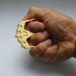 Brass Knuckle Duster with Striking Lightning-Inspired Design - Image 5