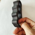 Lightweight Carbon Fiber Knuckle Duster Four-Finger Protector - Image 4