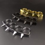FingerGuard Knuckle Duster in Metal for Protection and Window Breaking