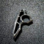 Fist Guard Knuckle Duster for Emergency Window Escape