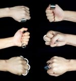 FistFold Four-Finger Knuckle Duster EDC Tool for Personal Protection - Image 5