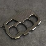 Four Finger Knuckle Duster Made of Durable Zinc Alloy for Self-defense - Image 8