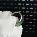 All-in-One Titanium Fist Knuckle Duster for Defense and Bottle Opening - immagine 3