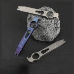Titanium Alloy Multi-tool Knuckle Duster with Crowbar Wrench and Opener EDC - Imagen 5