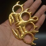 Small Scorpion Style Knuckle Duster for Four-Finger Defense - Image 4