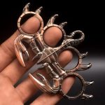 Small Scorpion Style Knuckle Duster for Four-Finger Defense - Image 6