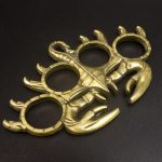 Small Scorpion Style Knuckle Duster for Four-Finger Defense - Image 7