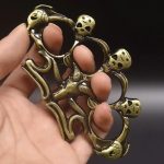Four-Finger Defense Guard with Sheep Skull Knuckle Duster - Imagen 5