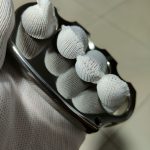 Durable Solid Knuckle Duster EDC Tool for Personal Protection - Image 3