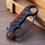Knuckle Duster Folding Knife with Strong Steel Blade