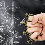 WolfGuard Knuckle Duster for Quick and Effective Window Breaking - Imagen 9