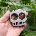 MiniGuard Small Knuckle Duster for Shattering Windows and Defense - Image 5