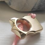 Single-Finger Brass Knuckle Versatile Defense Tool - Image 9