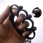 SkullGuard Brass Knuckle Duster with Four-Finger Protection Sleeve - Image 9
