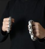High-Quality Steel Solid Knuckle Duster Personal Defense Tool - Image 5