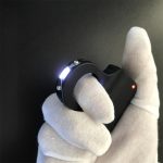 Portable Mini Stun Gun with Knuckle Design for Self-Defense - Imagen 3