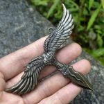 Survive Guard Knuckle Duster Emergency Tool for Shattering Windows - Image 2