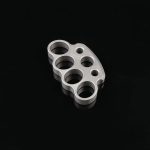 Lightweight and Durable Titanium Knuckle Duster with Four Finger Design - Imagen 4