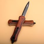 Wooden Grip Emergency Breaker Blade Camping Knife - Image 2