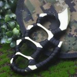 Lightweight Zinc Alloy Knuckle Duster Bottle Opener with Strap – Bild 5