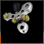 Thick Steel Triangle Knuckle Duster Self Protection Tool EDC - Imagen 3