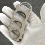 Solid Core Titanium Pea Knuckle Duster for Everyday Self-Defense - Imagen 2