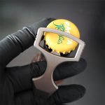 Handheld Crowbar-Style Bottle Opener and Emergency Glass Breaking Tool – Bild 2